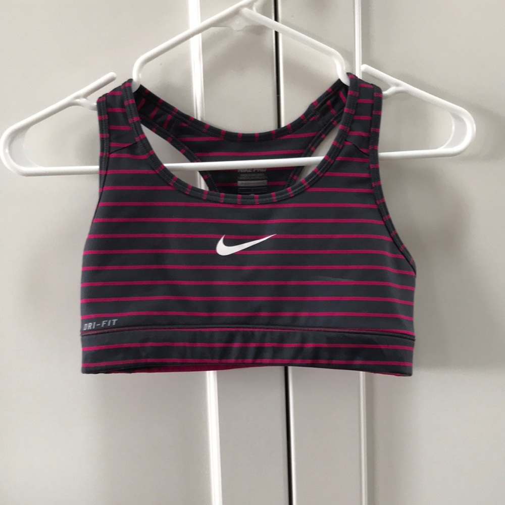 Nike dry fit bra